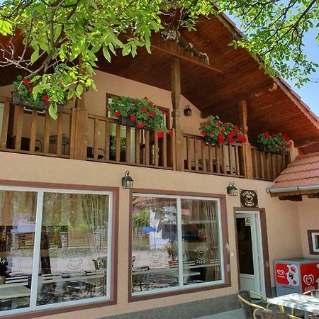 Cabana Sarmis Costesti ภายนอก รูปภาพ