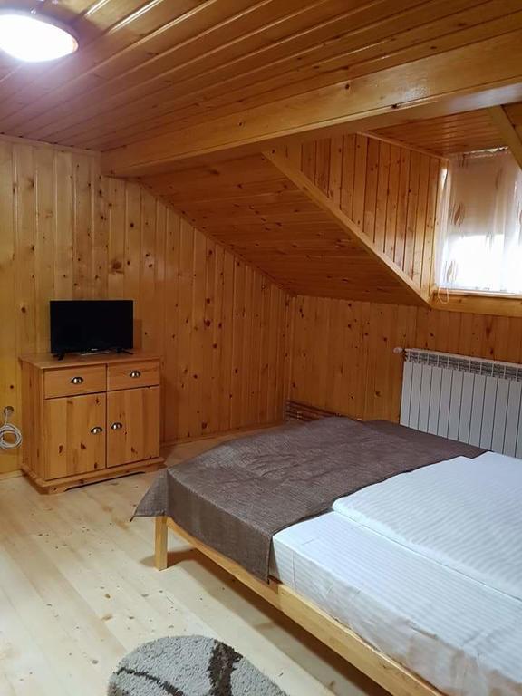 Cabana Sarmis Costesti ภายนอก รูปภาพ