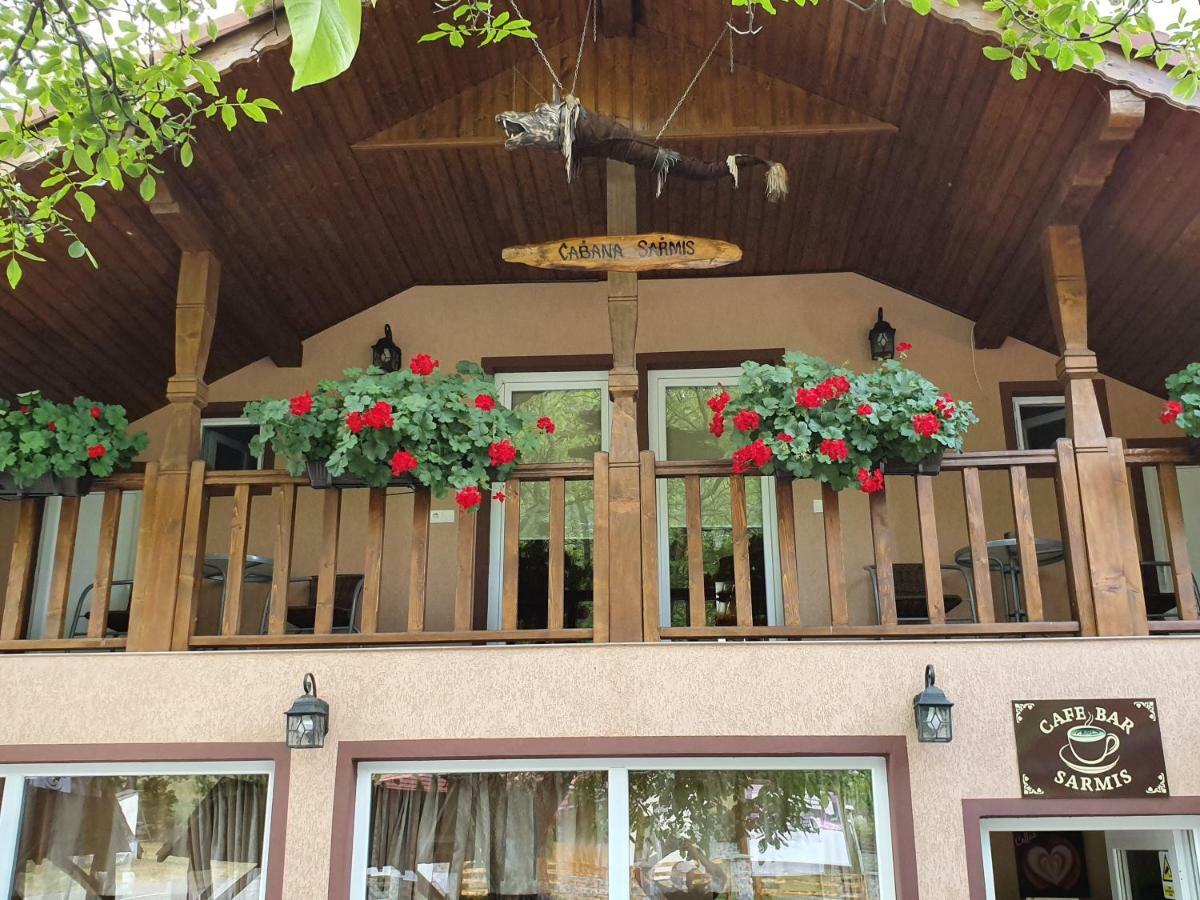 Cabana Sarmis Costesti ภายนอก รูปภาพ